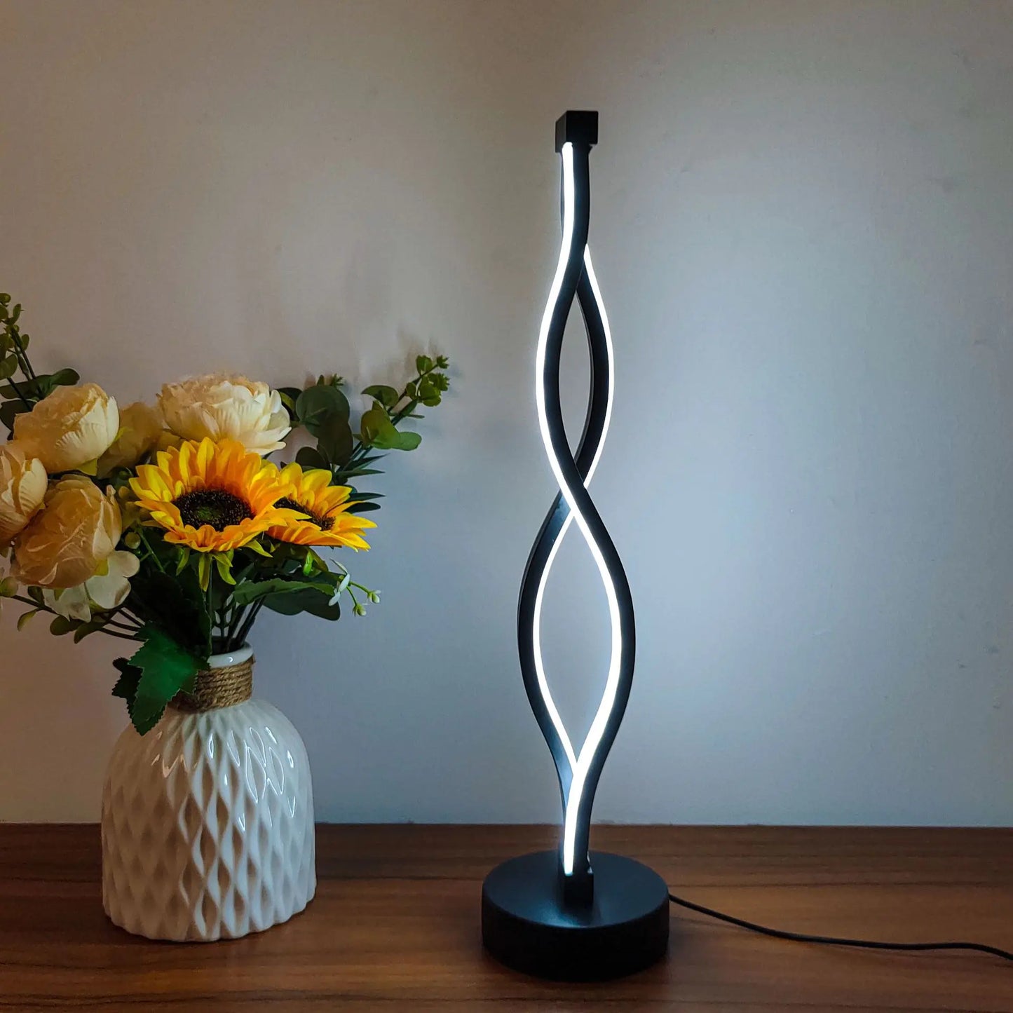 3-Color Dimming Aluminum LED Table Lamp