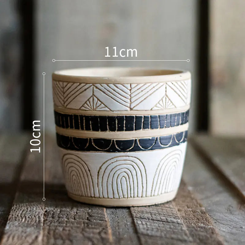 Macetero Alto con Patrón Egipcio para Decoración de Jardín