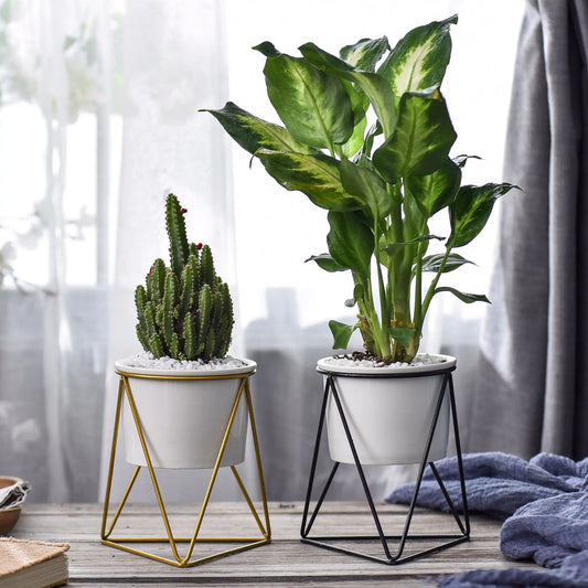 Set de Macetero Cerámico Triangular Nórdico con Soporte de Hierro